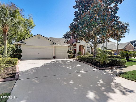 2nd image of 204 LIGE BRANCH Lane