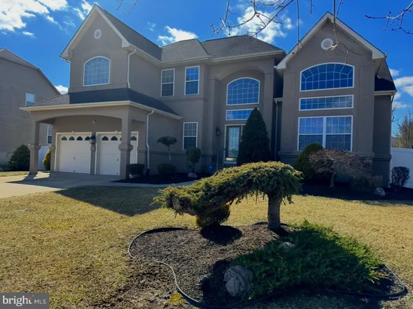 158 White Cedar Dr, Sicklerville, NJ 08081