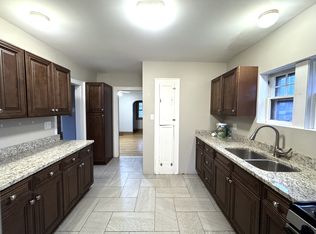 3 Taylor St, Johnson City, NY 13790