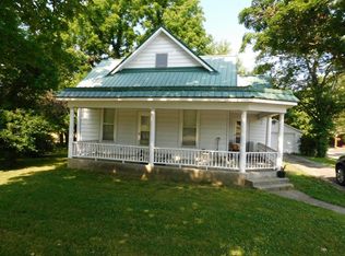 201 S 3rd St, Verona, MO 65769