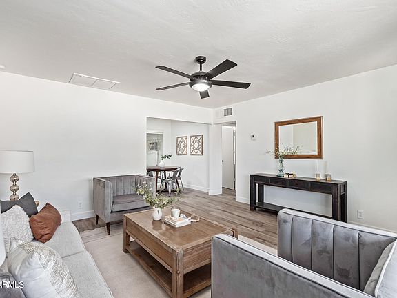 4th image of 4531 W WHITTON Avenue