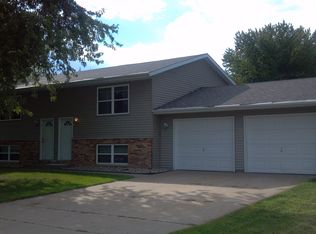 821 Westwood Dr, Onalaska, WI 54650