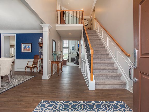 4th image of 9070 Pebblepointe Cir