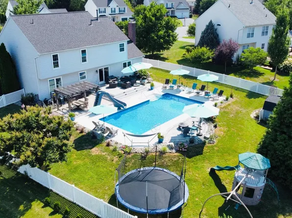 5930 Norwood Pl W, Adamstown, MD 21710