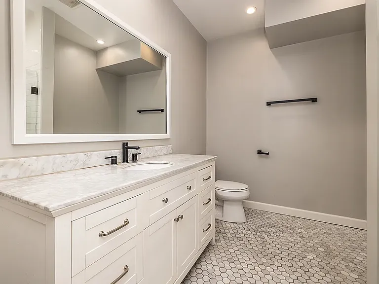 920 S 2nd St #202 — Photo 2