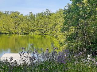 6N976 Brewster Creek Cir, Wayne, IL