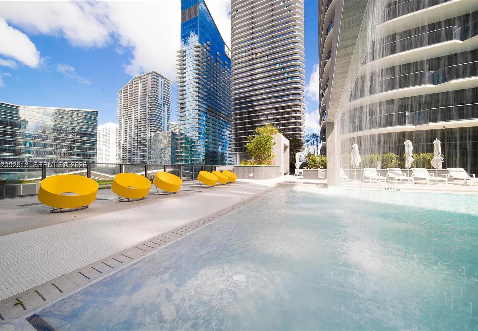 Brickell Heights West Con — Photo 2