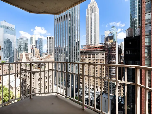 10 East 29th Street image 5 of 35