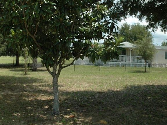 3rd image of 37630 Jenny Ln