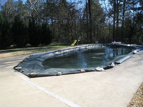 4th image of 1934 Valley Brook Dr