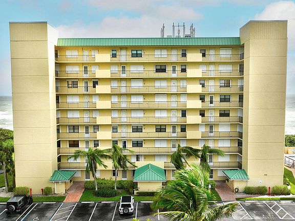 2nd image of 7370 S Ocean Drive #114