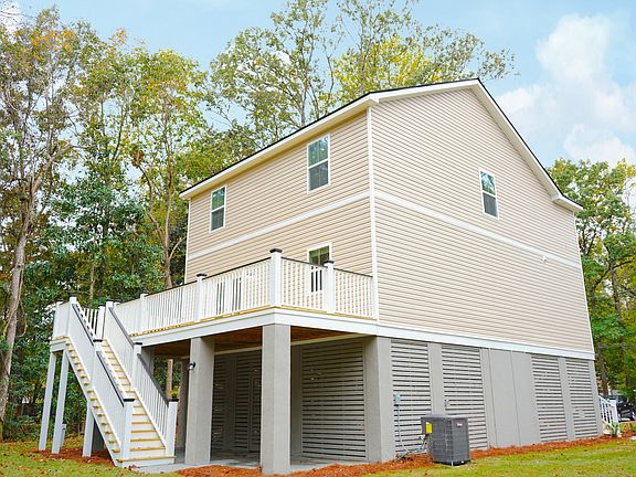 4th image of 3461 Walter Dr