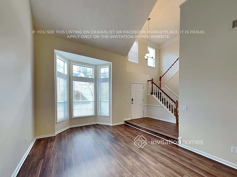 6439 Skyline Dr — Photo 4