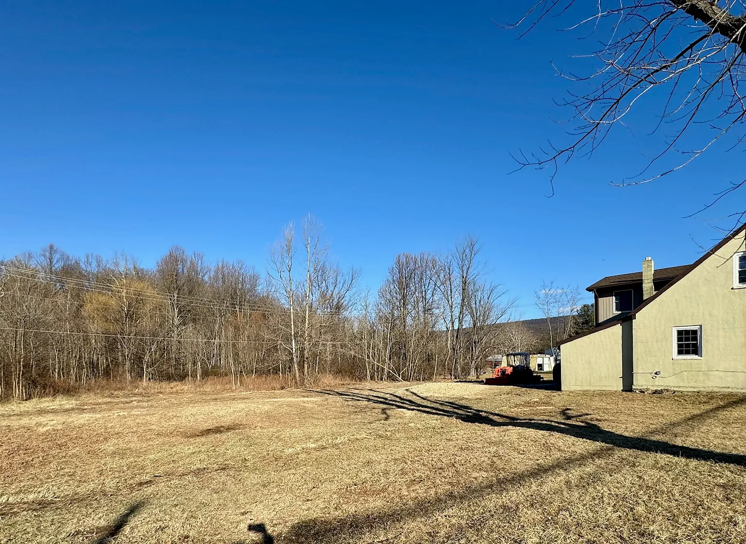 4 bed, 2.5 bath, 2188 sqft, $1,900 — Photo 4