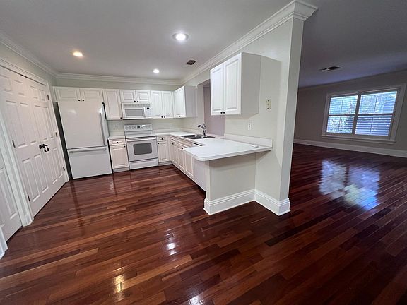 3rd image of 14481 Cypress Trace Ct