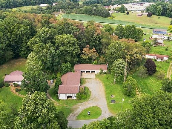 2nd image of 131 McLafferty Rd