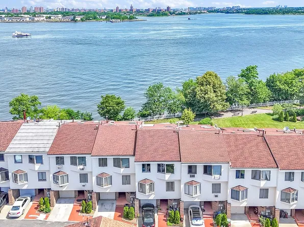 120-09 Riviera Ct #10B, College Pt, NY 11356