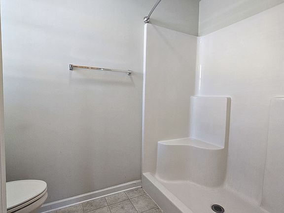 5th image of 5733 Midstream Cir