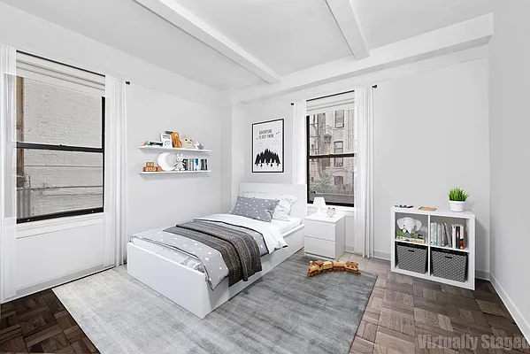 Sold by Compass | media 21