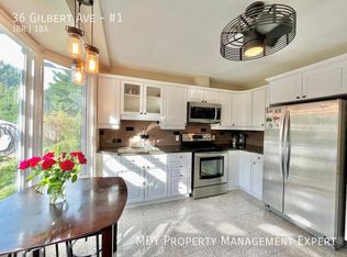 36 Gilbert Ave #1, Hamilton, ON L9G1R4