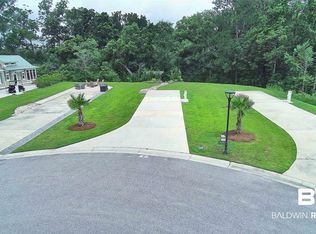 12483 Gateway Dr, Elberta, AL 36530