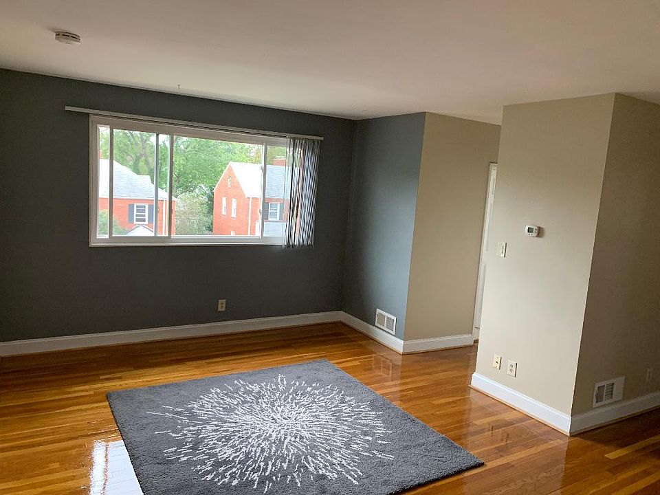 1st image of 4-323 S Veitch St #4