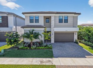 8356 Royal County Down Rd, Boca Raton, FL 33434