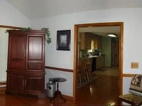 1281 Surrey Ln, Elgin, SC 29045