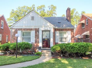 18489 Whitcomb St, Detroit, MI 48235