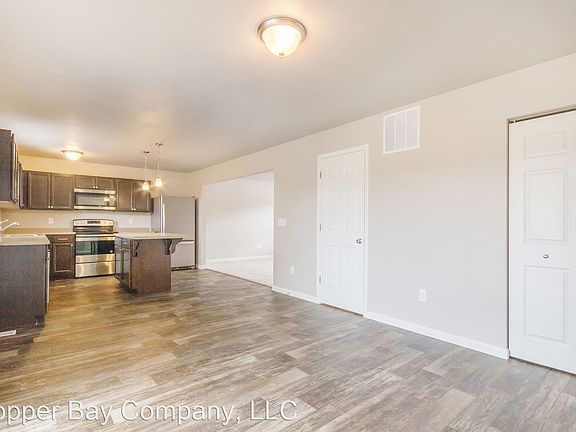 5th image of 59662 Glidden Ave