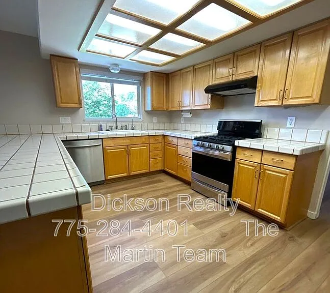 157 Cecilia Ct — Photo 8