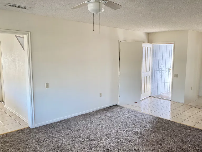 27515 Emory Ct — Photo 5