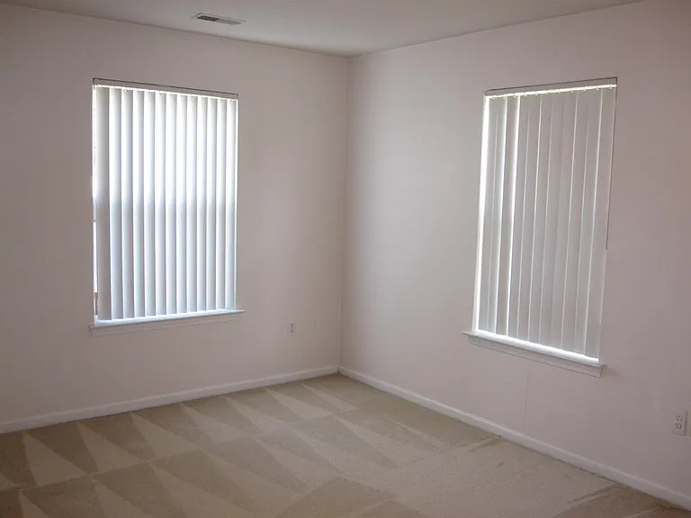 1419 Millbrook Trl — Photo 12