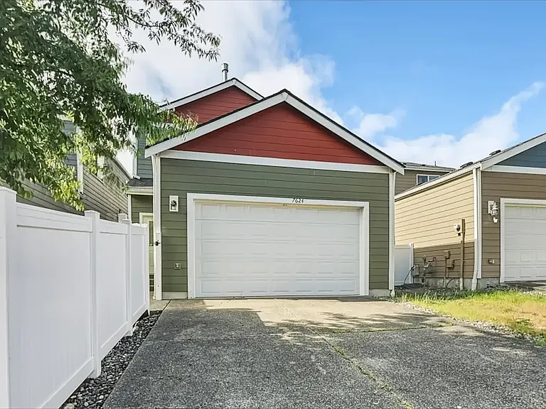 7621 Kodiak Ave NE — Photo 13