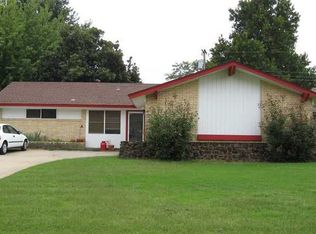 7424 NW 28th St, Bethany, OK 73008