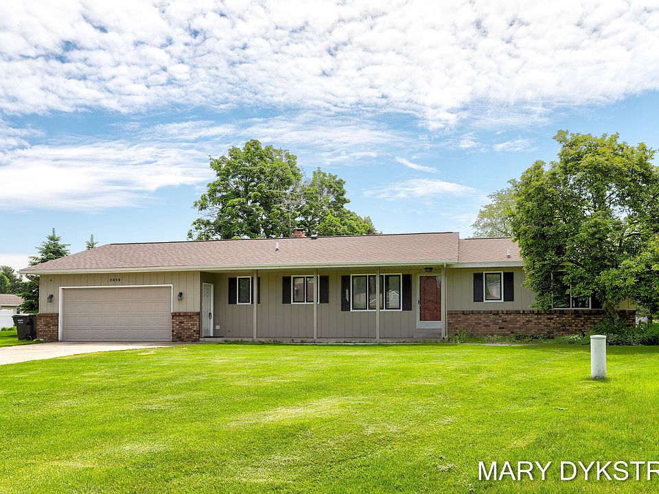 1st image of 2859 E Chester Dr