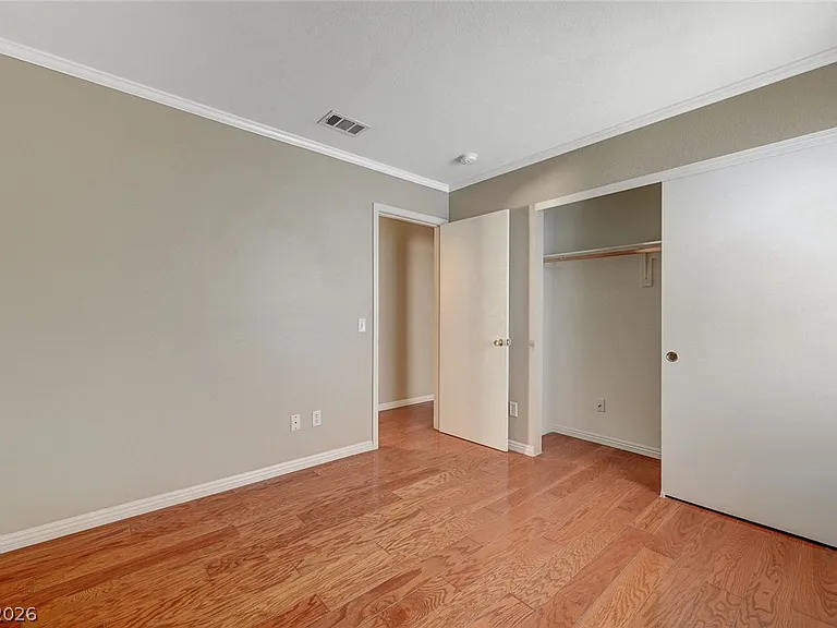 9544 Chanticleer Ct — Photo 13