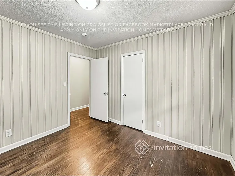 2751 Flagstone Dr SE — Photo 16
