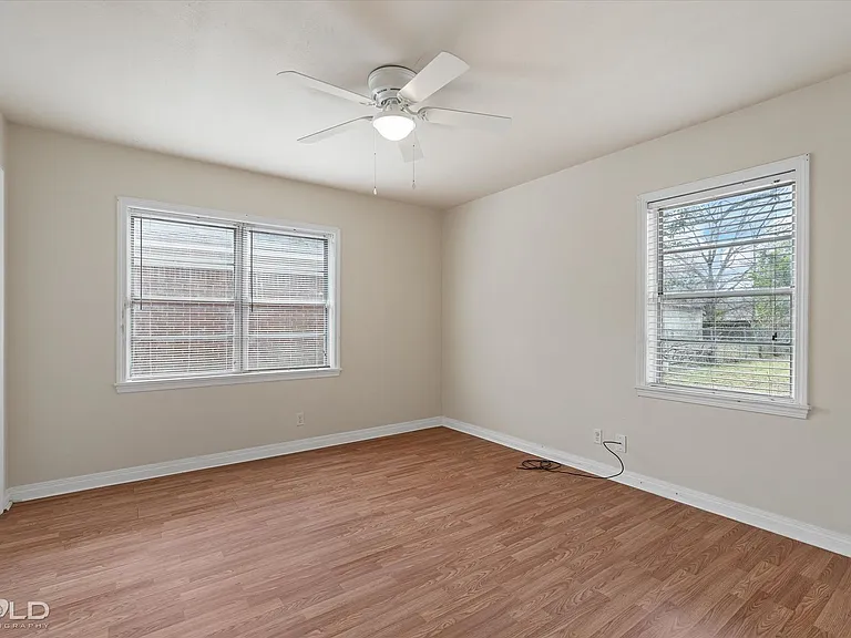 2726 W Cavett Dr — Photo 17