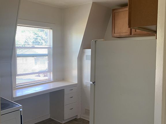 2nd image of 123 W Birch St #11150375