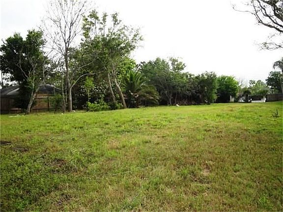 5th image of 4739 W Bayshore Dr