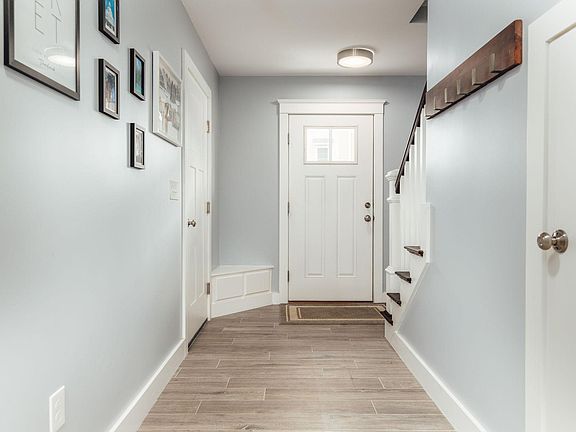 3rd image of 13 Hines Way