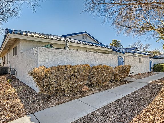 4th image of 2137 Willowbury Dr Unit B