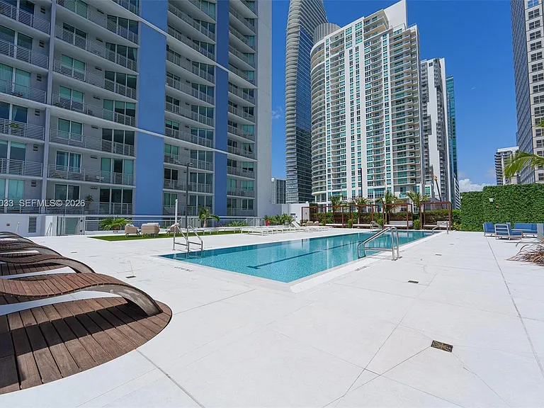 325 Biscayne Blvd #3326 — Photo 35