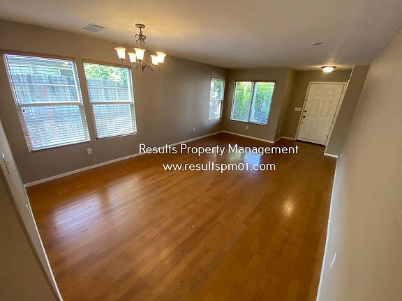 2nd image of 1772 Tatiana St