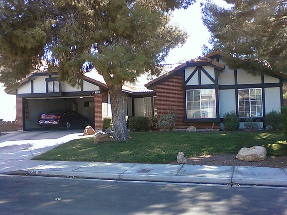 HOUSE FRONT