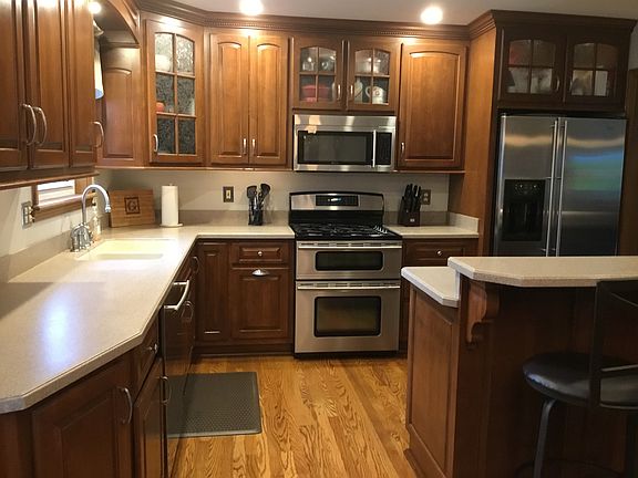 4th image of 5318 Westbrook Dr