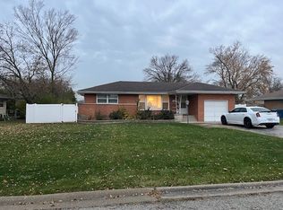 6101 W 127th St, Palos Heights, IL 60463