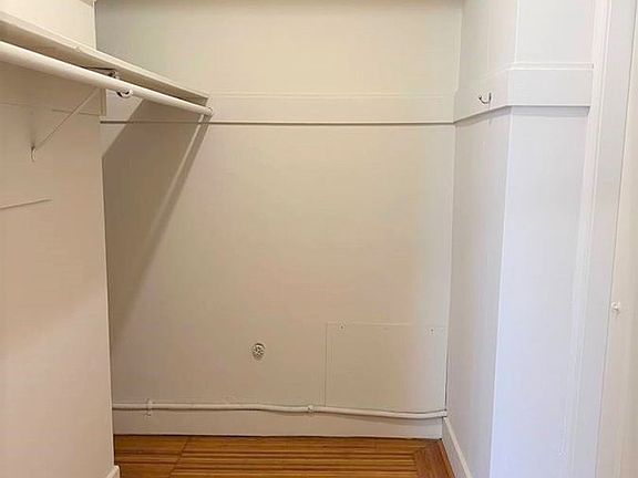3rd image of 2090 Green St #26