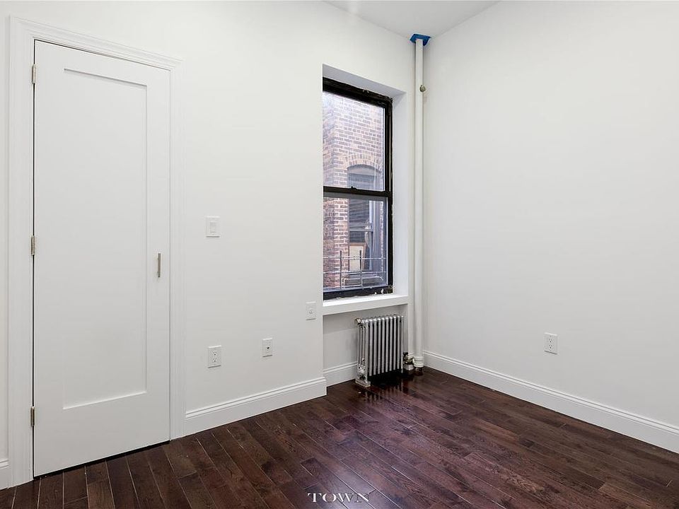 2nd image of 176 E 85th St APT C1